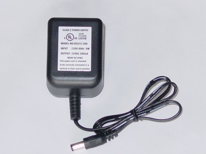 *Brand NEW*UCA12-200 12VAC 200mA AC Power Adapter